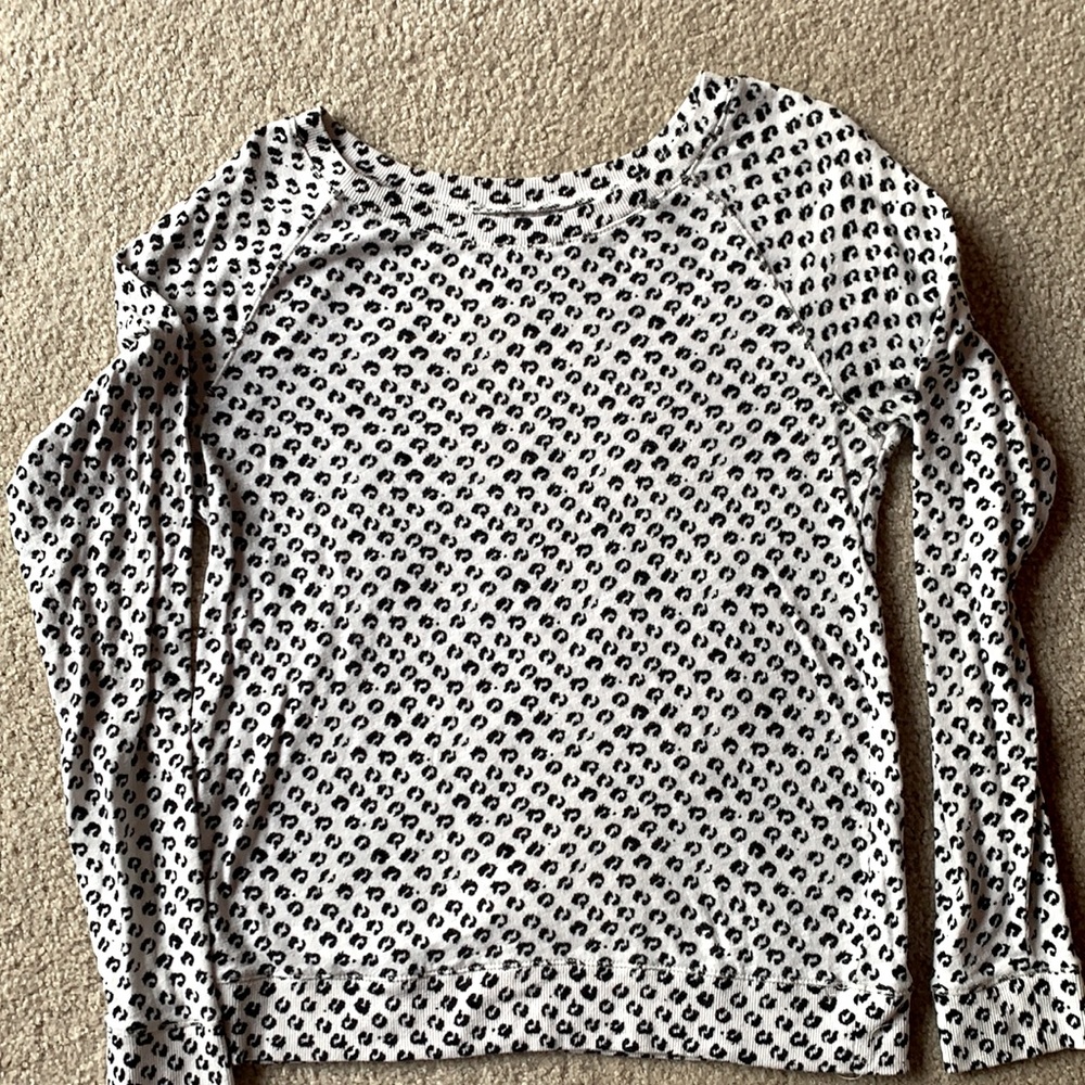 Loft Sweater‎
